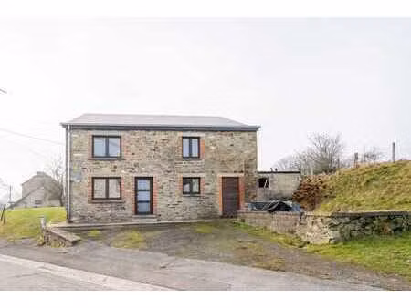 maison 4 façades pleine de charme proche de libramont