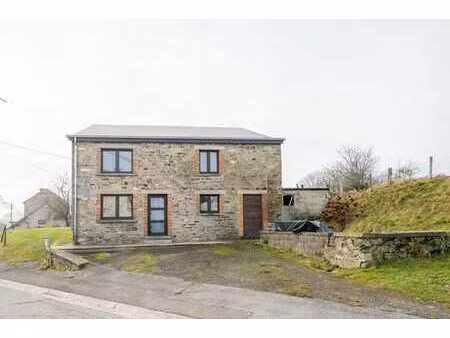 option - maison 4 façades pleine de charme à libramont