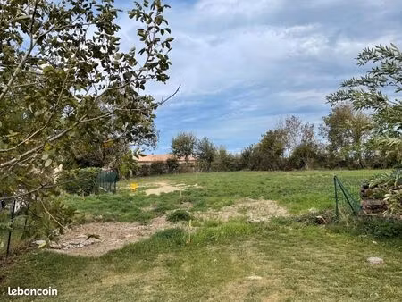 terrain 890 m² cahuzac