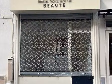 local commercial 26 m²