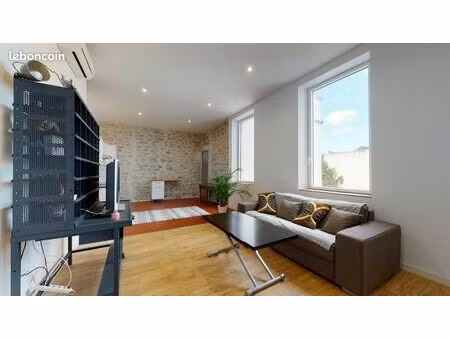 p3 avec terrasse - quartier préfecture - prox. arènes (court séjour)