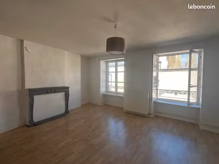 appartement t3 centre-ville