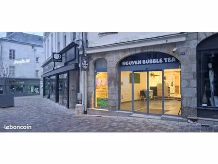 local commercial 65 m²