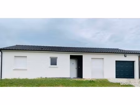 maison récente située à trelissac