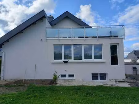 agréable villa situe a quelques pas du centre ville arlon