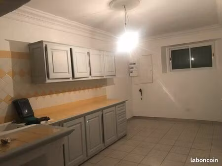 location maison theziers