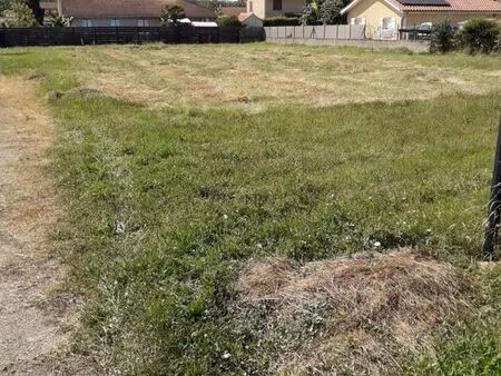 terrain constructible 1400 m2
