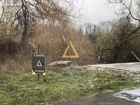 roussy le village (fr) - terrain (1842) à vendre