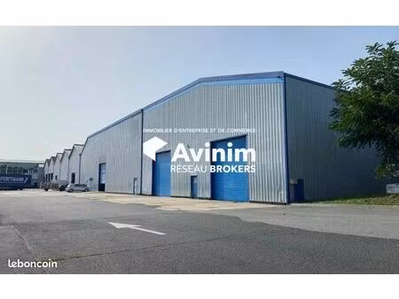 local 1600 m² corbeil-essonnes