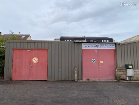 a louer local commercial 220 m2 à dourdan