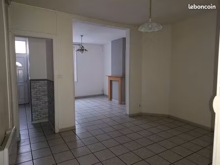 vends maison à denain