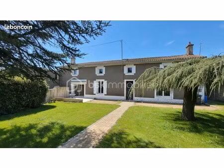 longère 6 pièces 200 m²