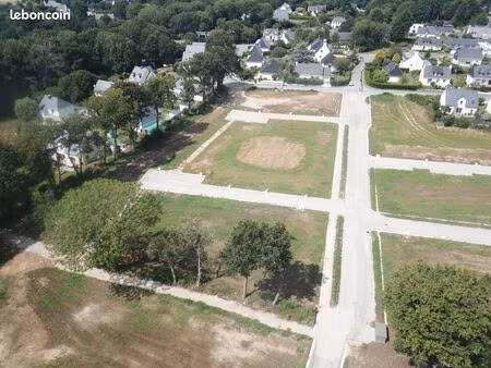 terrain 582 m² pluvigner