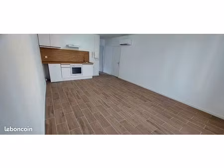 magnifique t2 rénové à neuf climatisé