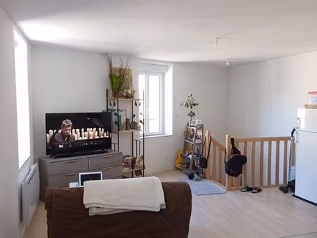 ? t2 meublé rénové à neuf lumineux