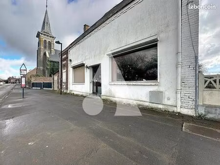 immeuble 250 m² wallers