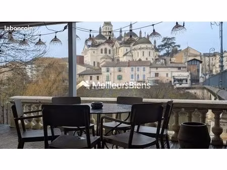 commerce bar  restaurant 176 m²