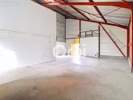 local industriel 125 m²