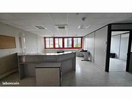 local 500 m² la farlède