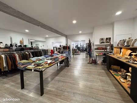 local commercial 320 m² lesneven