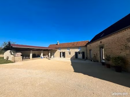 ferme 10 pièces 197 m²