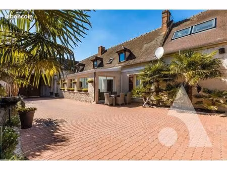 longère 9 pièces 300 m²