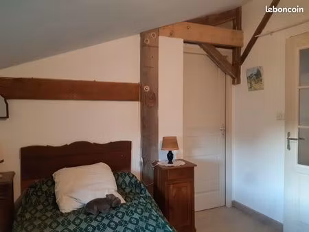 t2 meublé chef boutonne