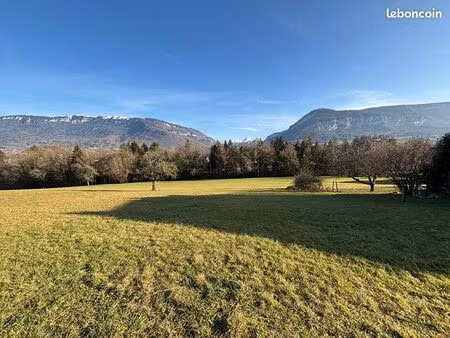 terrain 1166 m² cusy