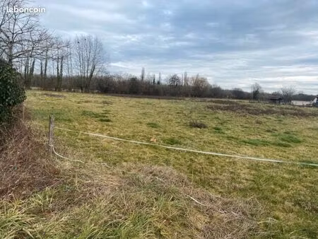 terrain 536 m² narcastet