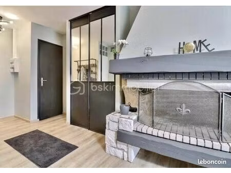 appartement 9 pièces 210 m²