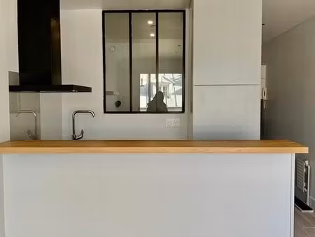 appartement 1 pièce 28m2 au 121  rue des dames - 75017