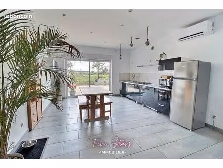 maison 6 pièces 145 m²