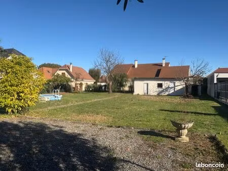 à vendre – terrain 700 m² – lons (64140) – secteur haut de lons  très recherché