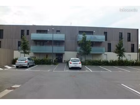 studio  balcon  parking privé