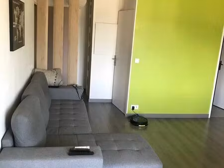 très bel appartement 3 pièces – vue montagnes – parking – copropriété sécurisée