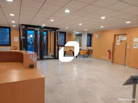 bureaux 75 m²