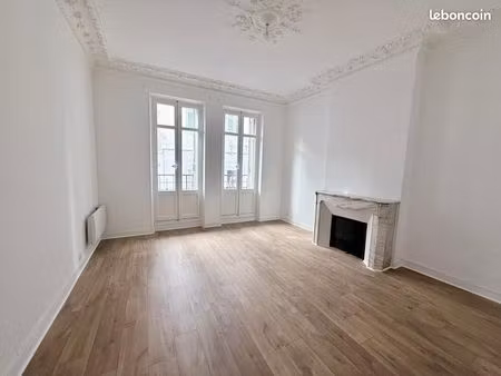 local commercial 121 m²