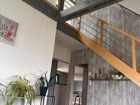 maison individuelle avec 1 terrasse ( vue dégagée)