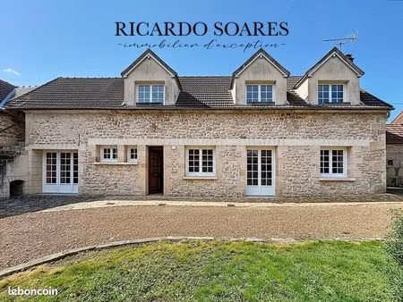 ferme 147 m² roberval