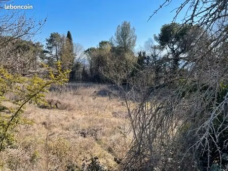 terrain 427 m² cadenet