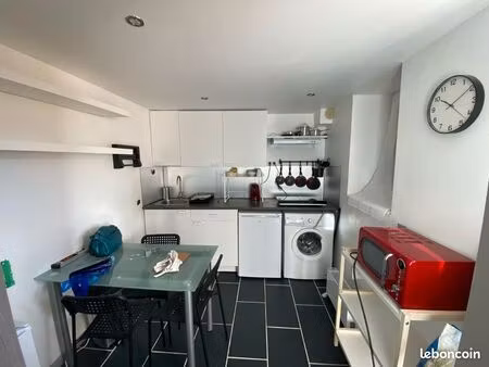 studio 2 pieces sur cour