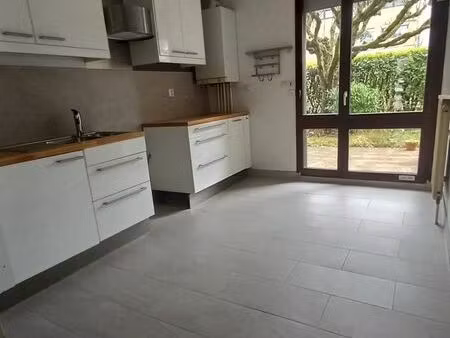 eybens appartement t4 en rez de jardin