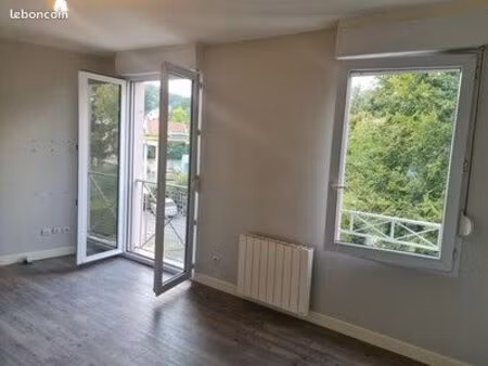 studio 1 pièce 30 m²