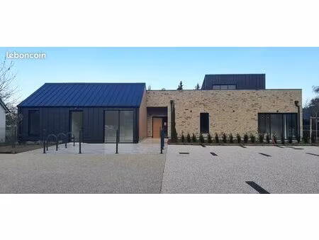 bureau plein centre fondettes avec parking