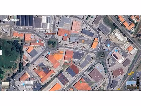 entrepot de stockage mas guerido 100 m2