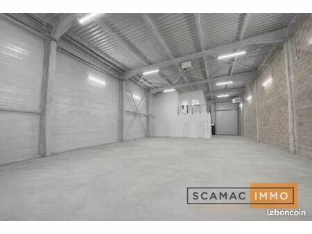 local industriel 407 m²