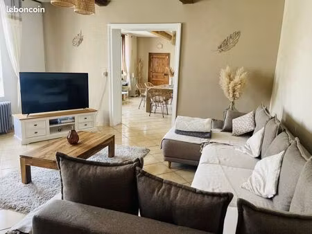 longère 7 pièces 195 m²