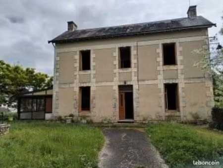 maison de style en pierre