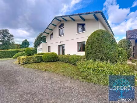 maison 6 pièces 184 m²