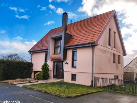 maison individuelle - 4 chambres - grand terrain